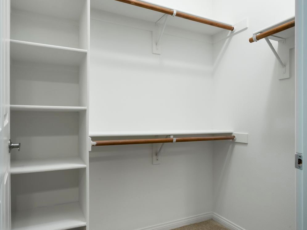 Walk-in Closets