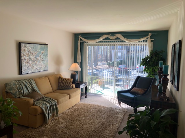 Kenwood Creek Image 8