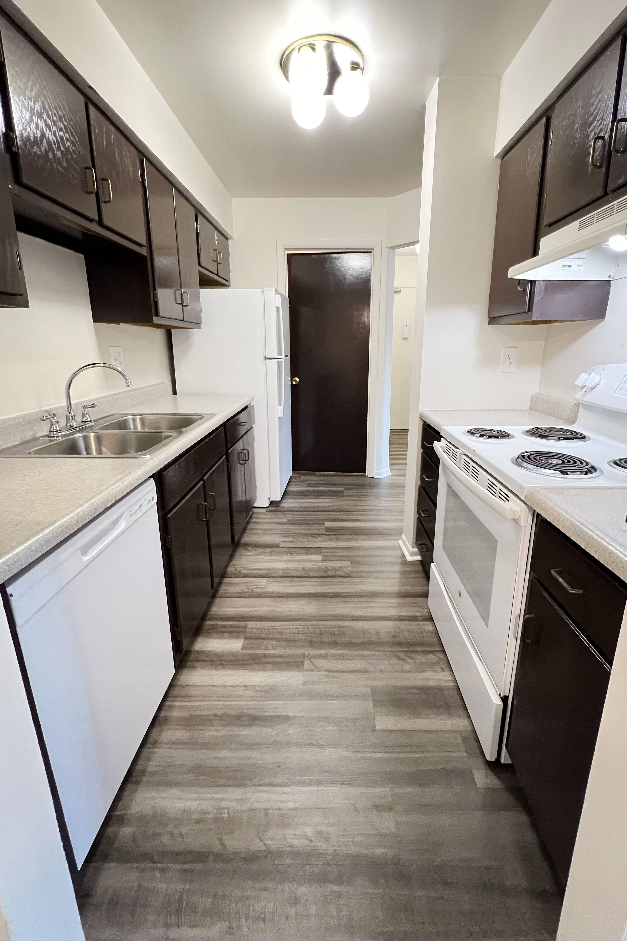 Four Worlds Apartments Image 58