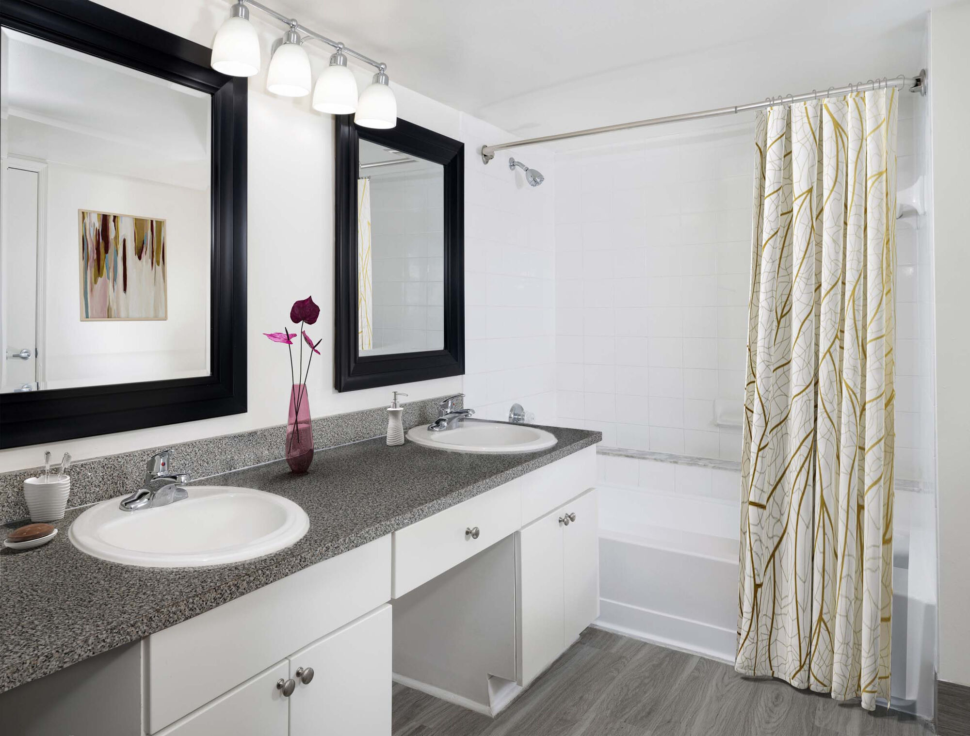 Camden Portofino Image 11