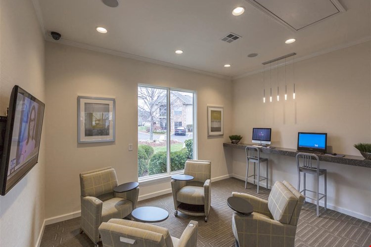 Harpeth River Oaks Image 15