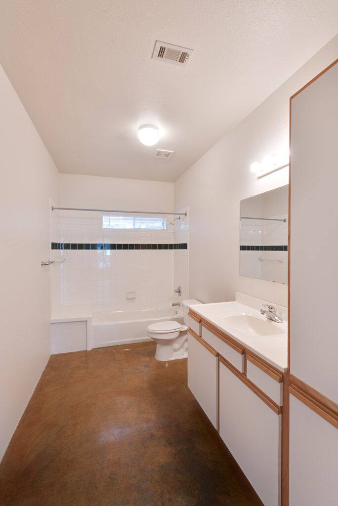 Yale Street Lofts Image 15