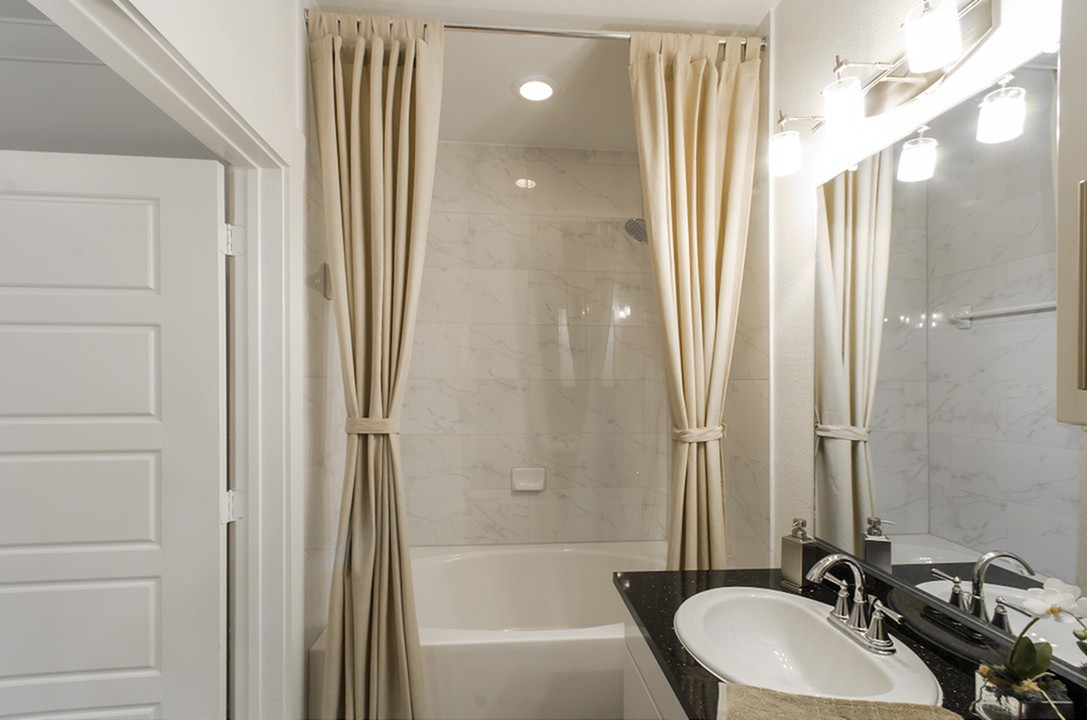 The Towers Woodland Image 48