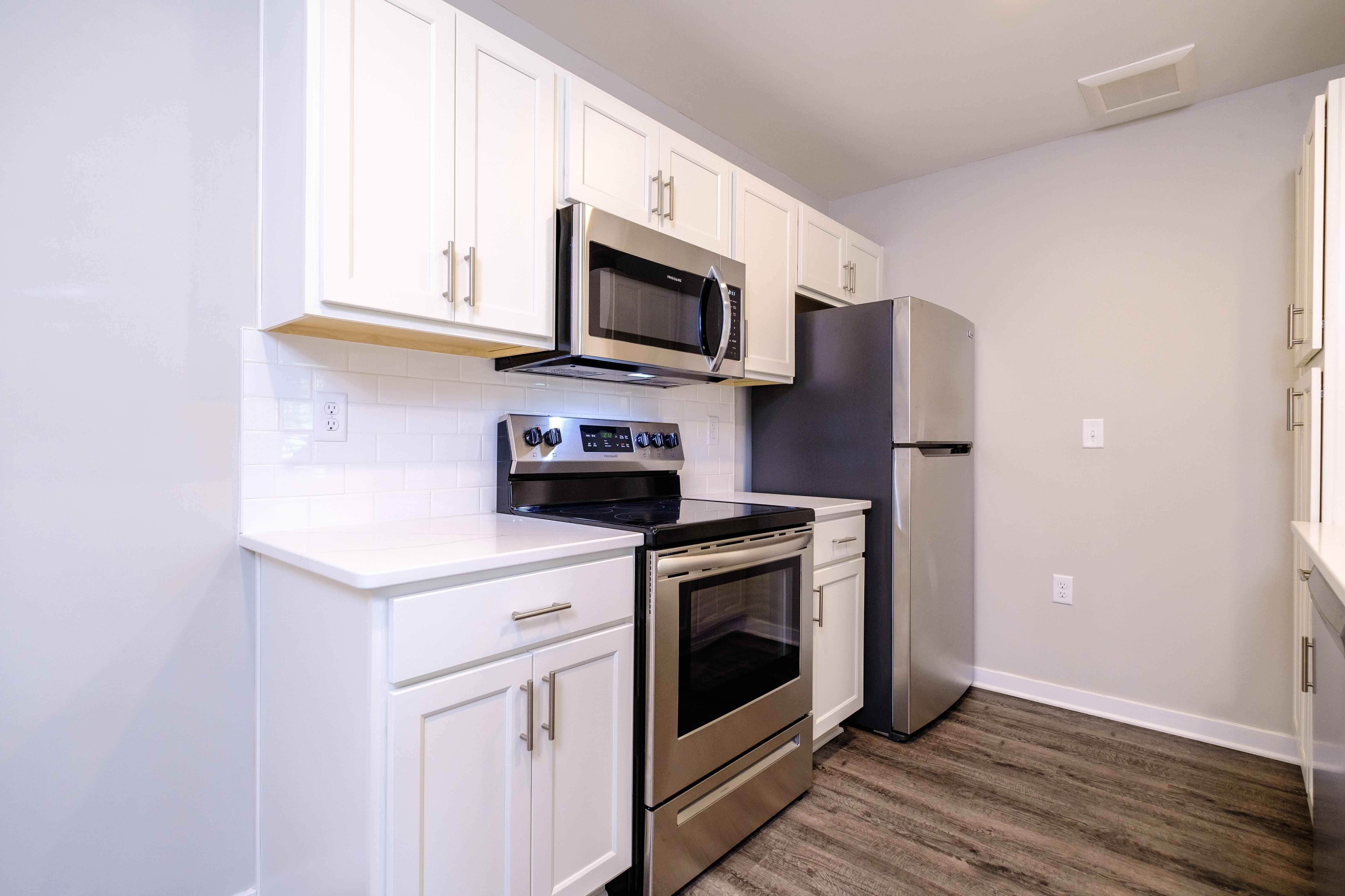 Saw Mill Village Apartments Image 8
