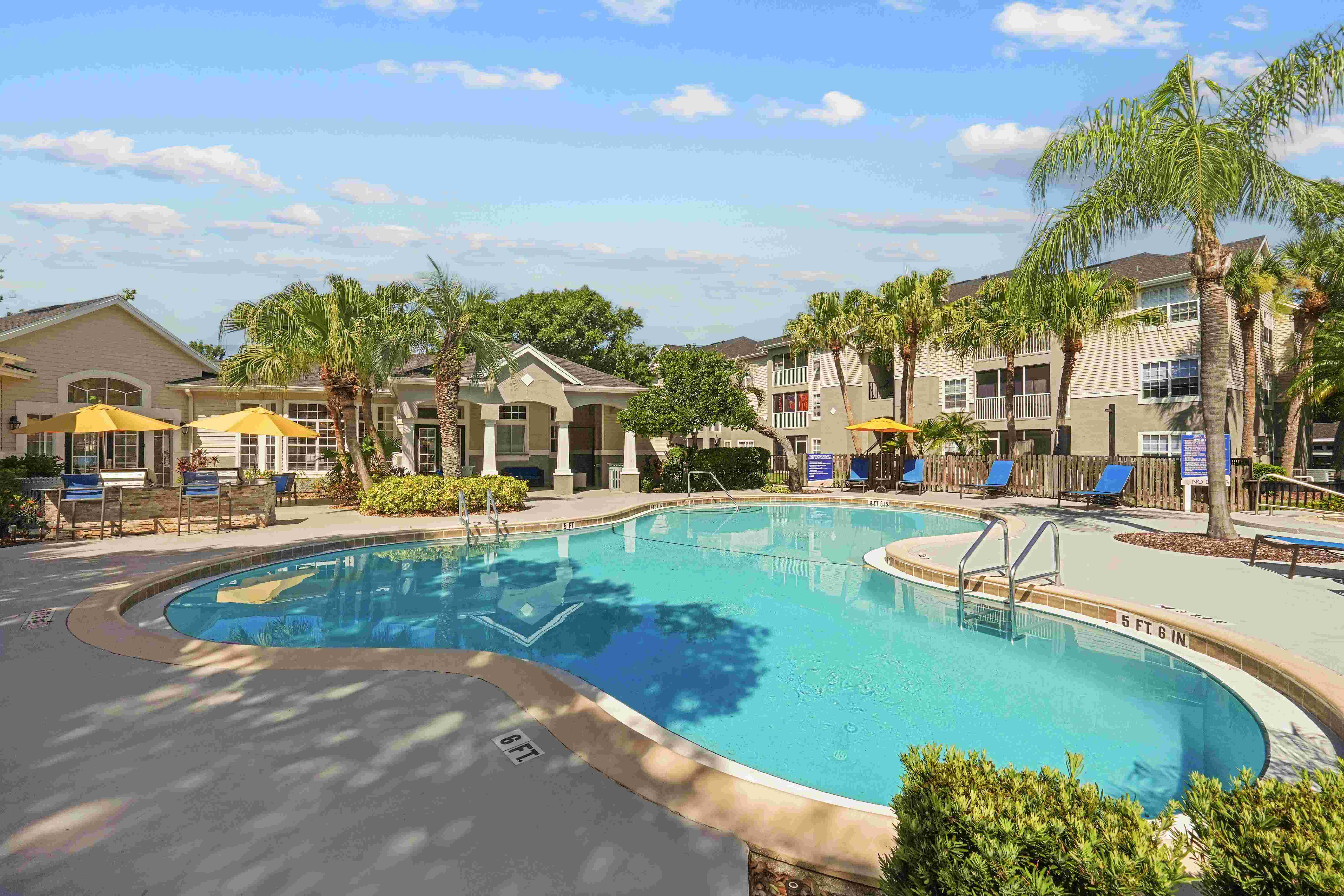 Alvista Sterling Palms Image 20