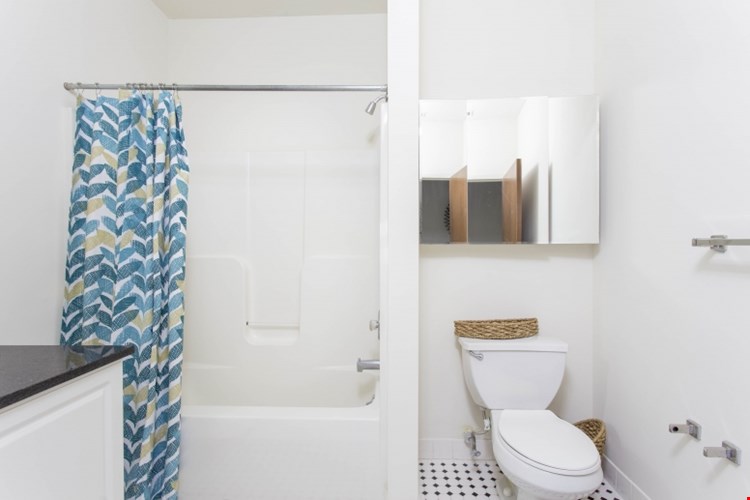 2121 Market Street Image 10