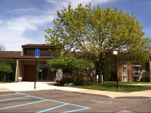 San Remo Villa Apartments Image 14