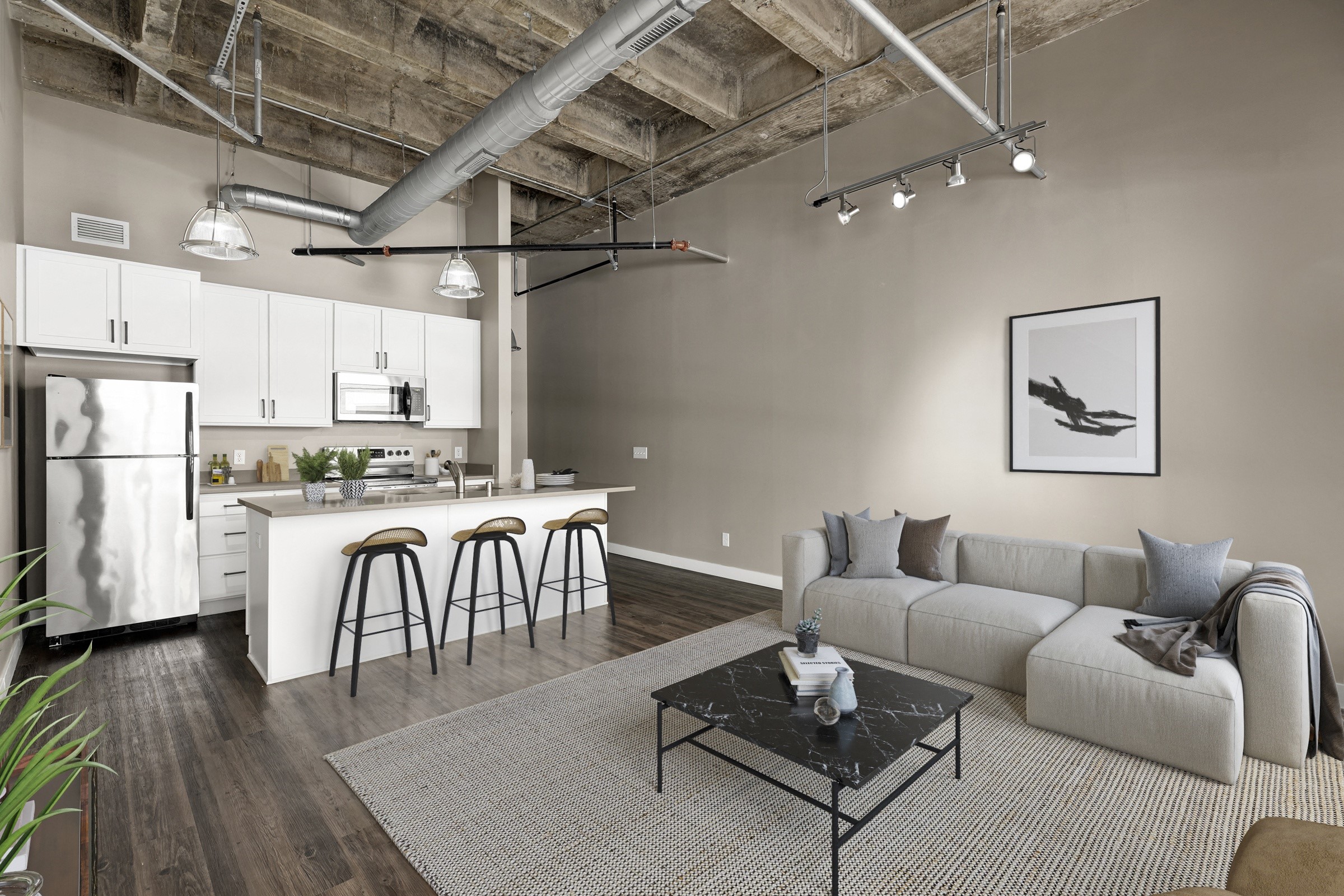 Kellogg Square Image 1