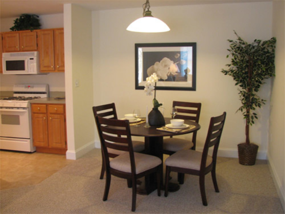 The Courtyard at Westgate Image 7