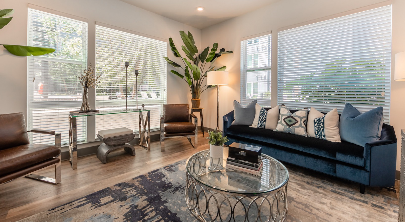 Uptown 550 on Brooklyn Image 11