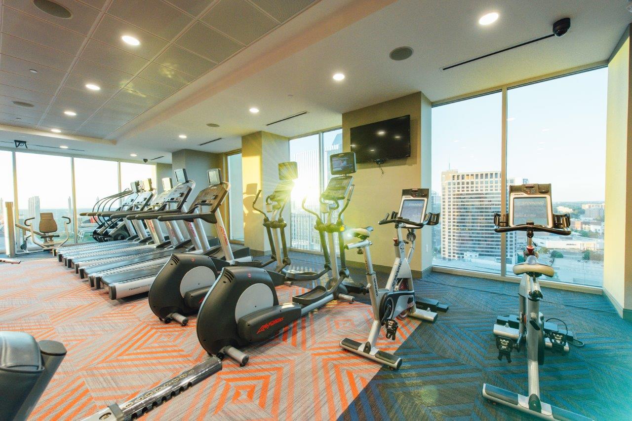 SkyHouse Buckhead Image 16