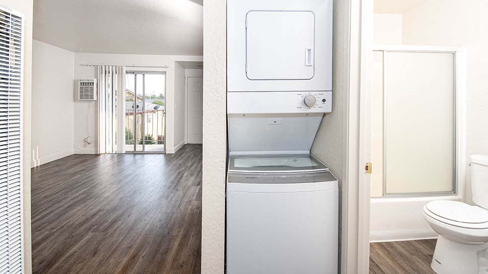 Alderwood Park Apartments Image 5