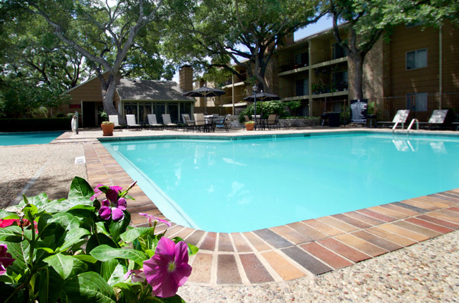 Villas of Oak Creste Image 1