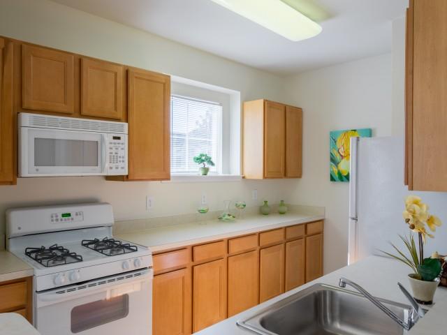 Avenel at Montgomery Square Image 11