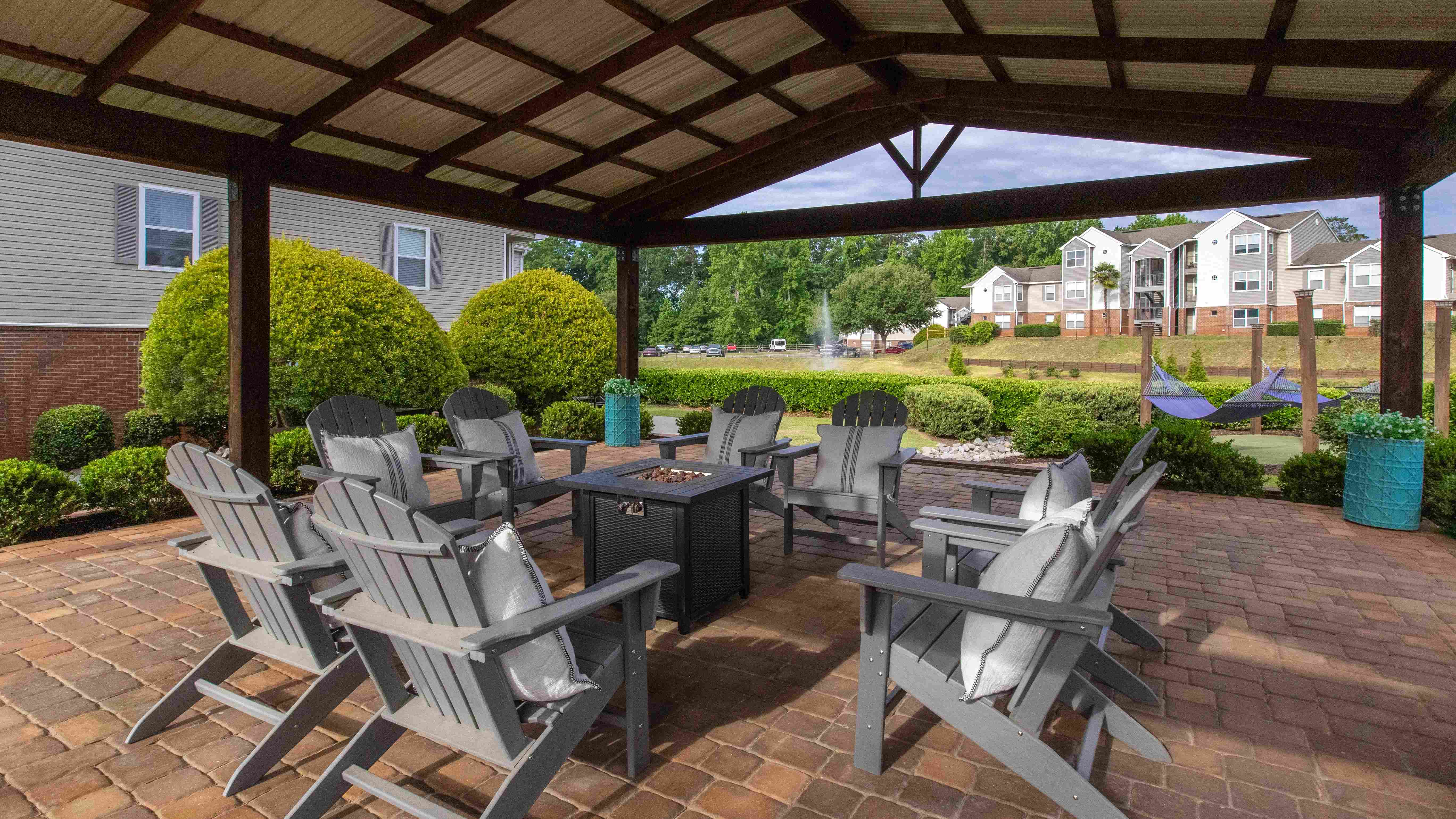 Come together under our expansive pavilion for outdoor gatherings by the fire pit. 