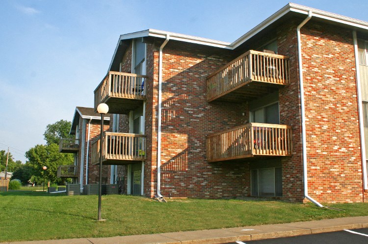 The Inverness Apartments Image 4