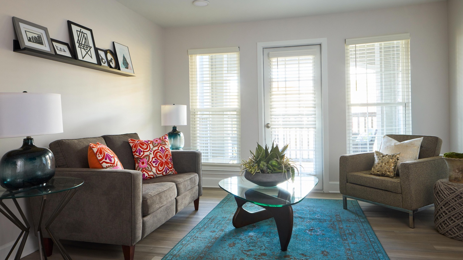 Lakeside Apartments Image 50