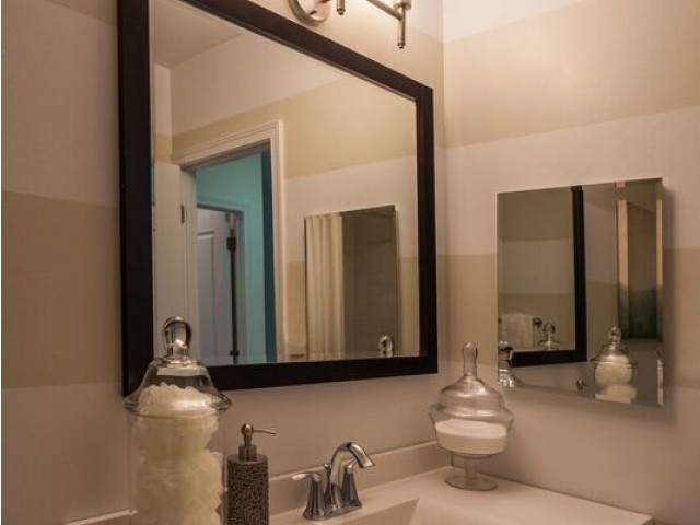 Regency Woods Image 12