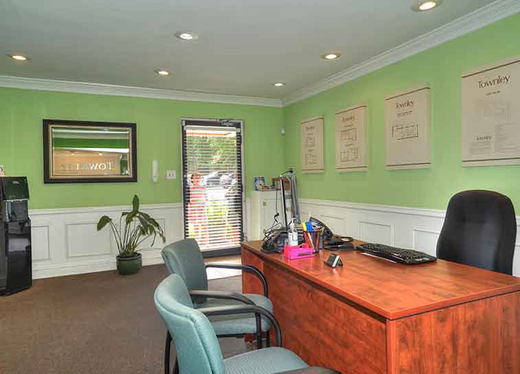 Townley Apartments Image 9