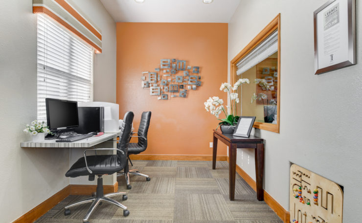 Fox Crossing Apartments Image 6