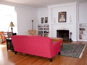 Bull Manor Apartments Image 6