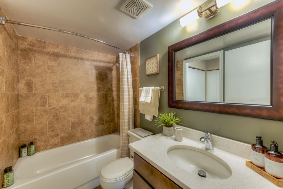 Central Park East Image 5