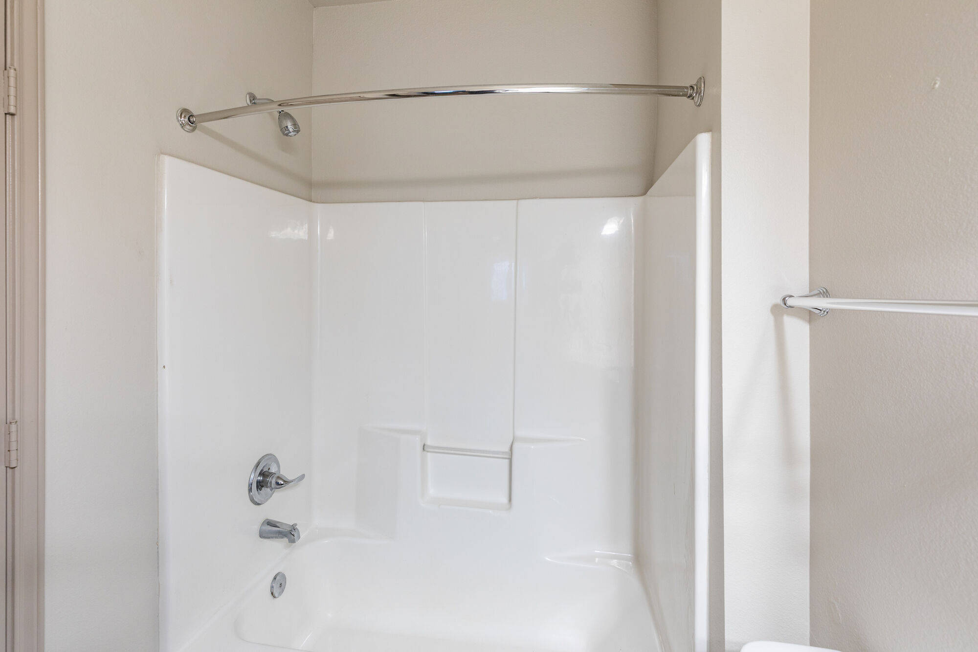 Remi Apartment Homes Image 45