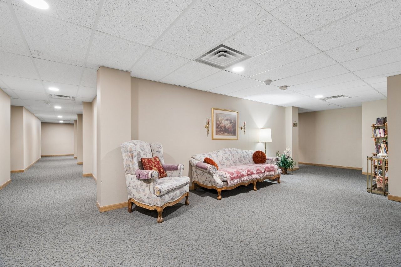 Town Centre Senior Apartments Image 14
