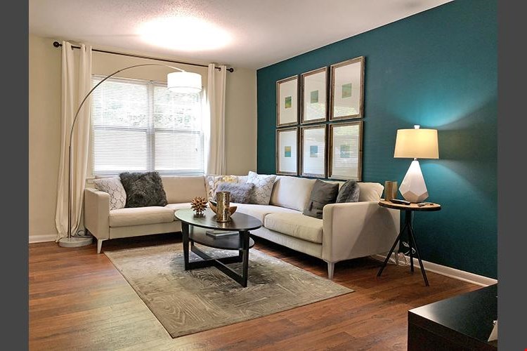 Northshore Village Image 11