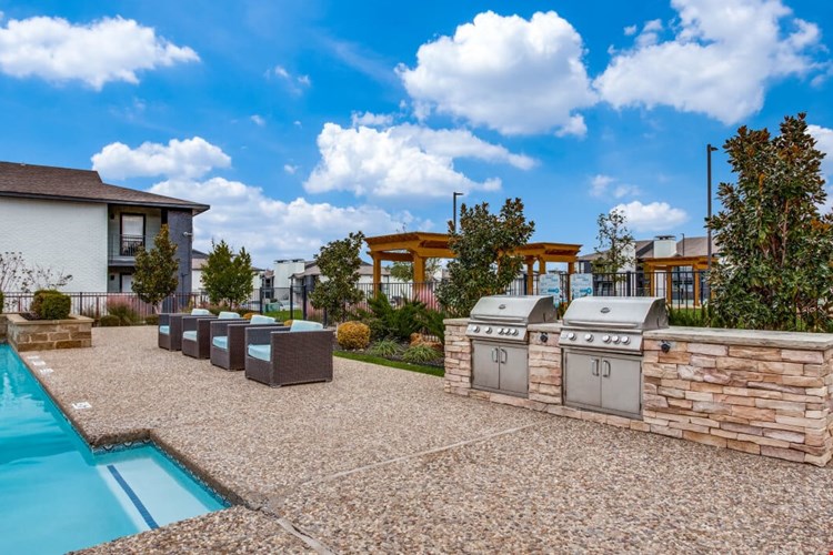 Decker Apartment Homes Image 17