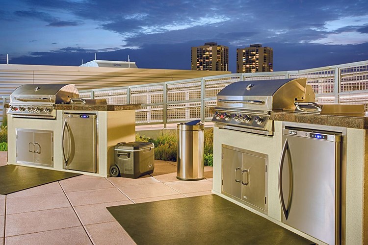 Come and grill while enjoying incredible views
