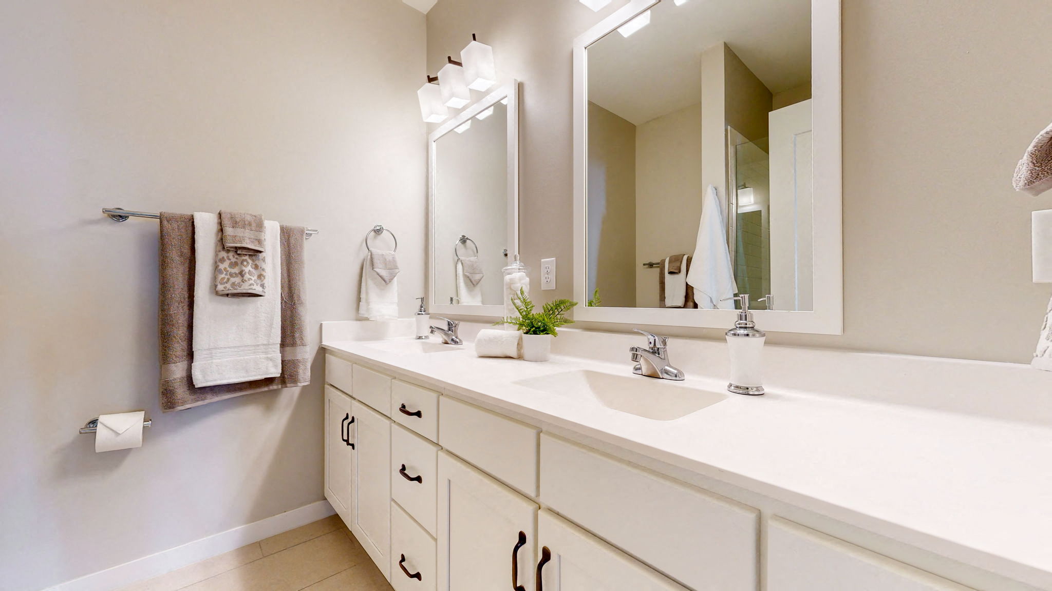 Residences at 1700 Image 10