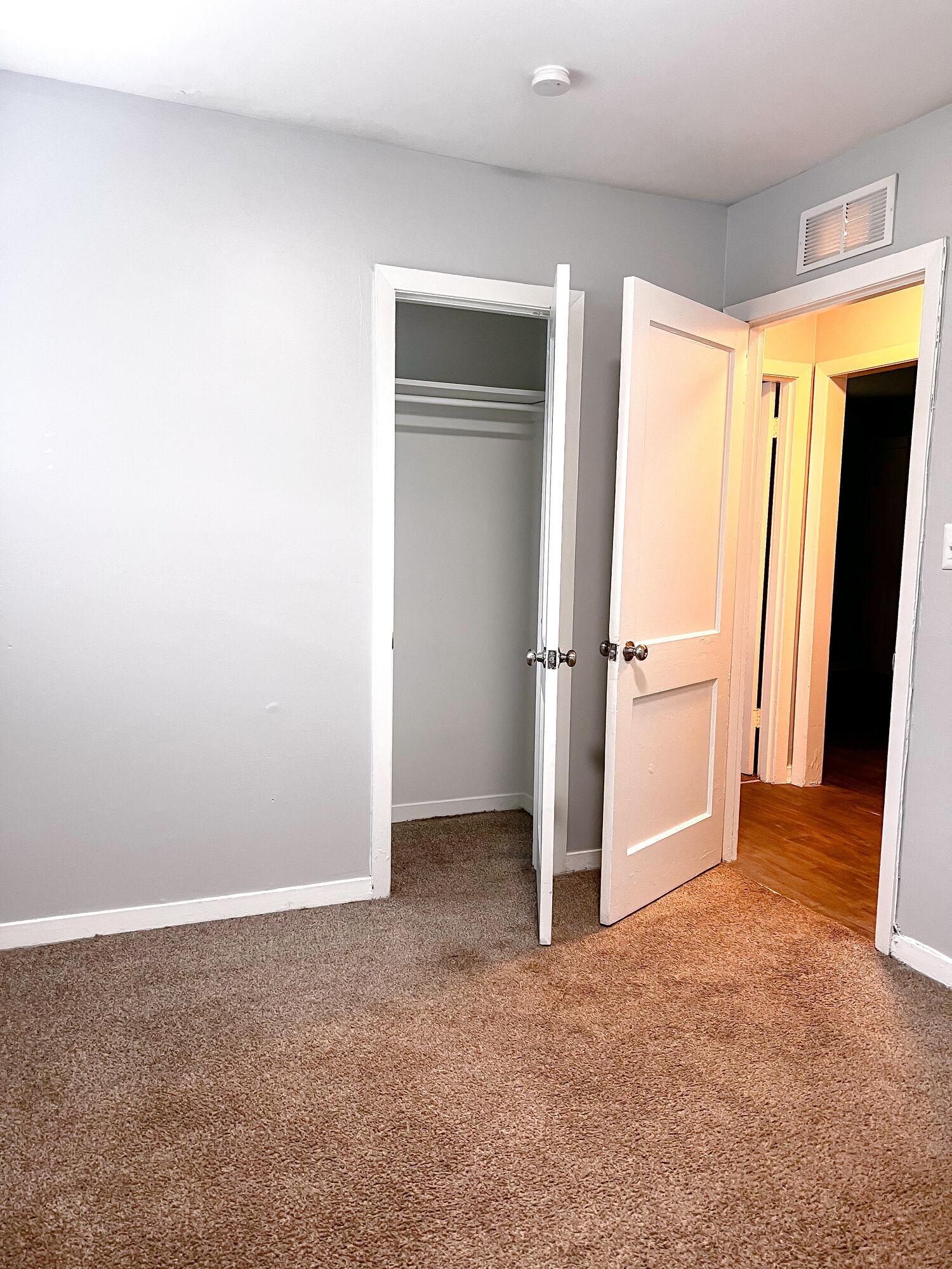 Ridgeside Flats Image 3