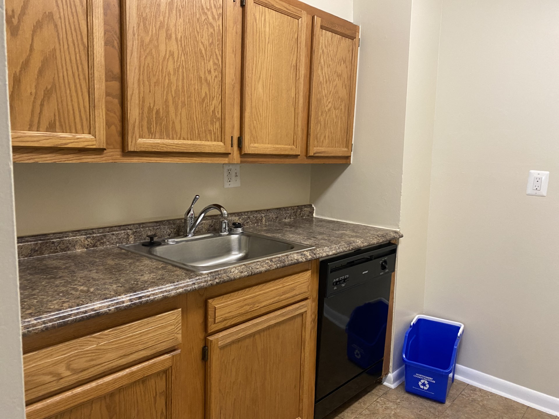 Silver Spring Towers Image 69