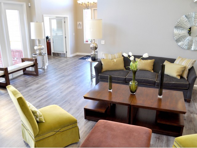 North Creek Apartments Image 5