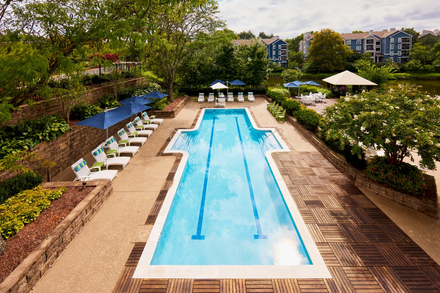 Lakeside Apartments Image 8