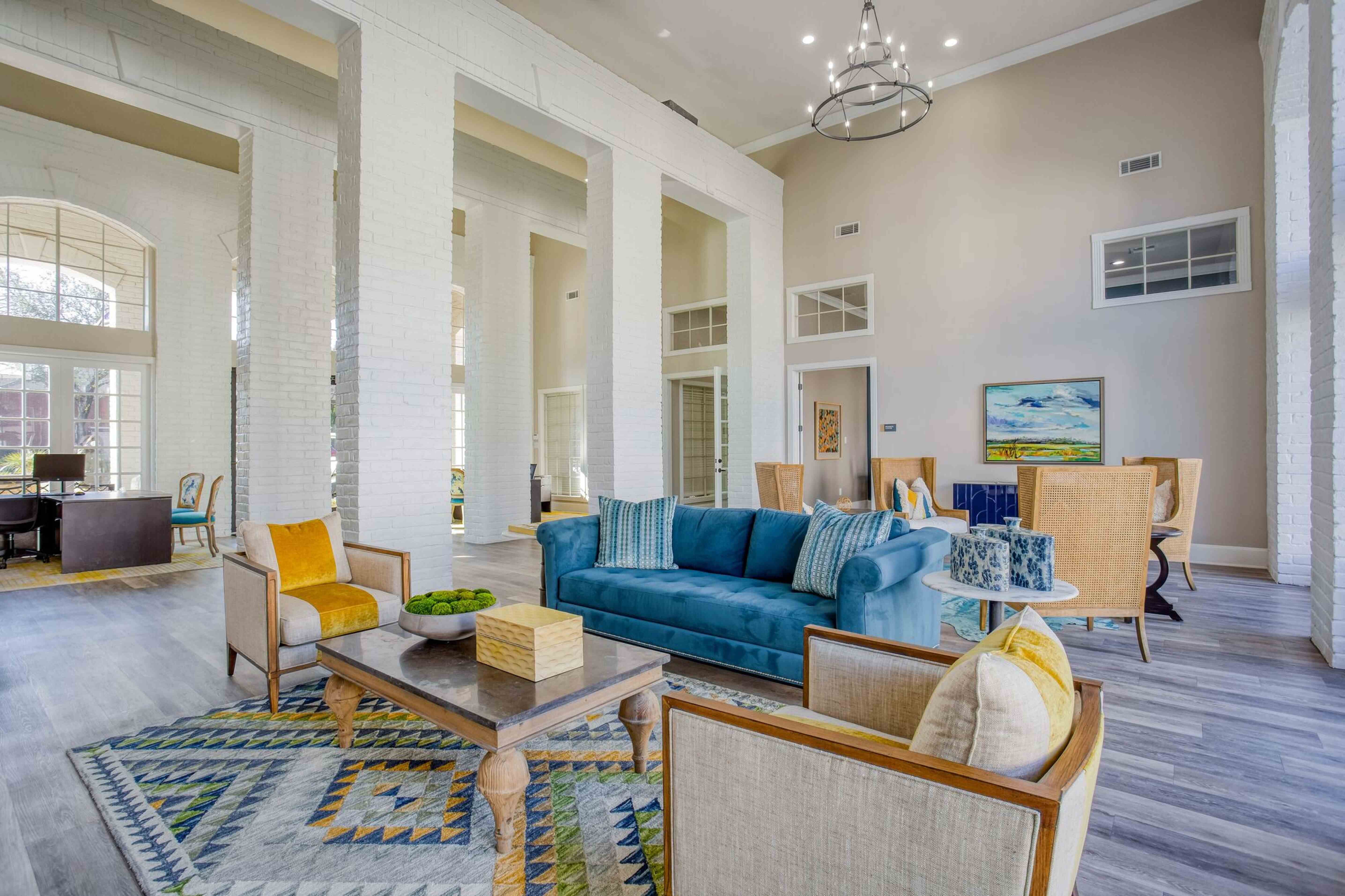 Verlaine on the Parkway Image 4