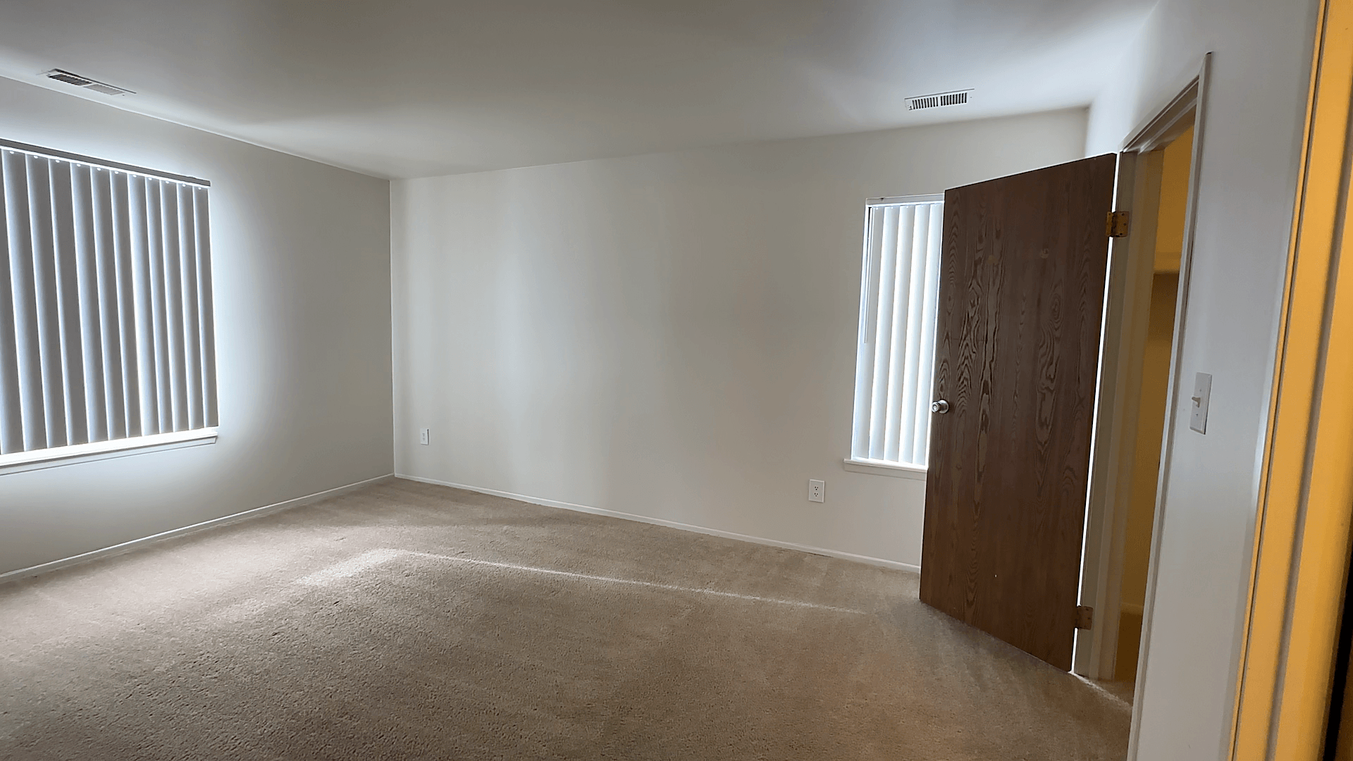 Park Lane Apartments Image 15