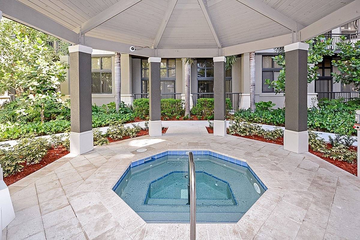 The Manor at Flagler Village Image 3