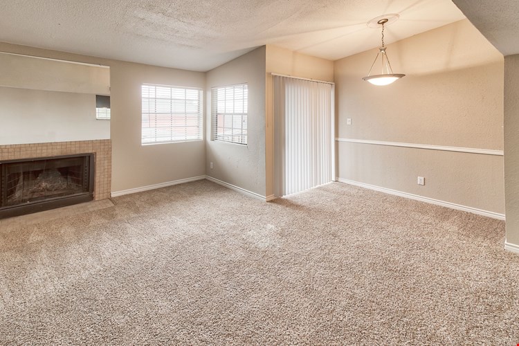 Promontory Point Apartments Image 18