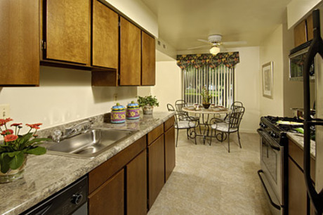 Montgomery Club V Image 3