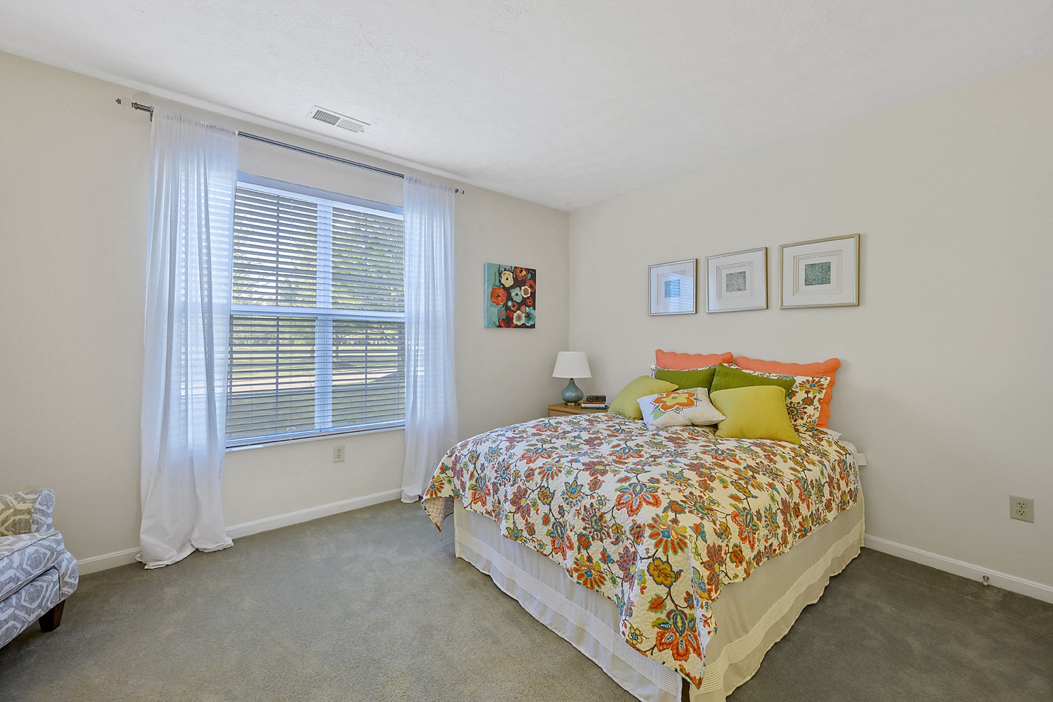 Bishops Gate Image 11