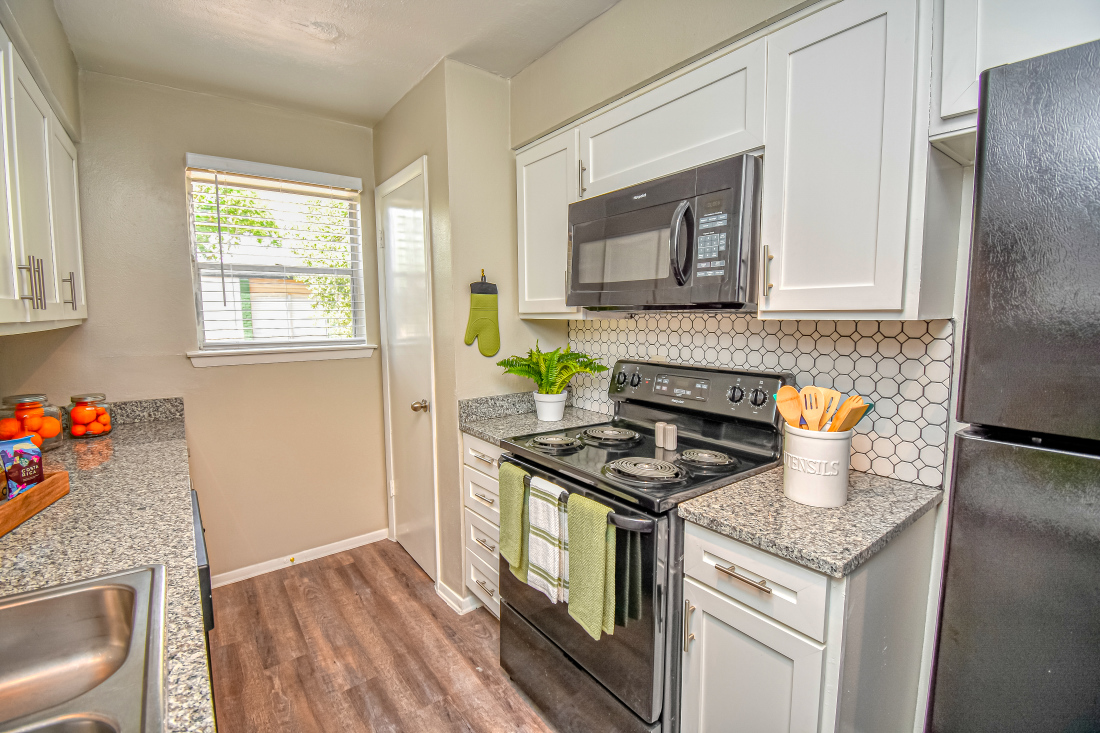 Arlo Apartments Image 8