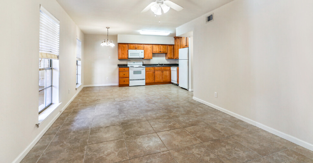 Sailboat Bay Image 9