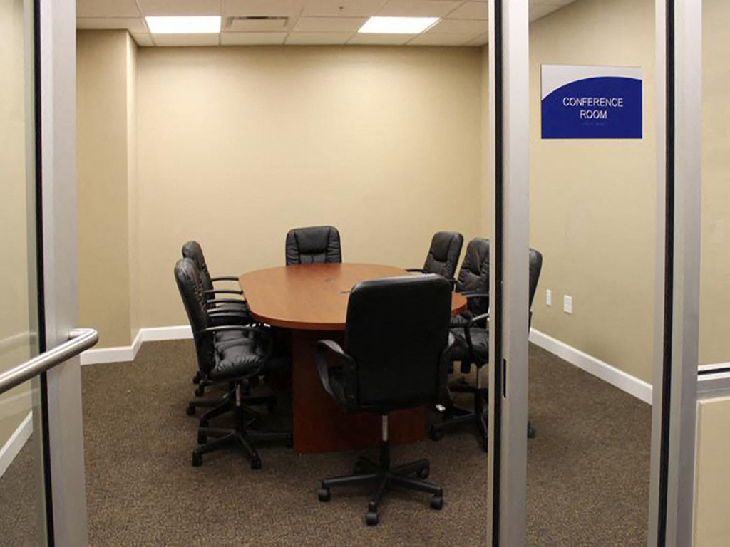 Residences at 1717 Image 18