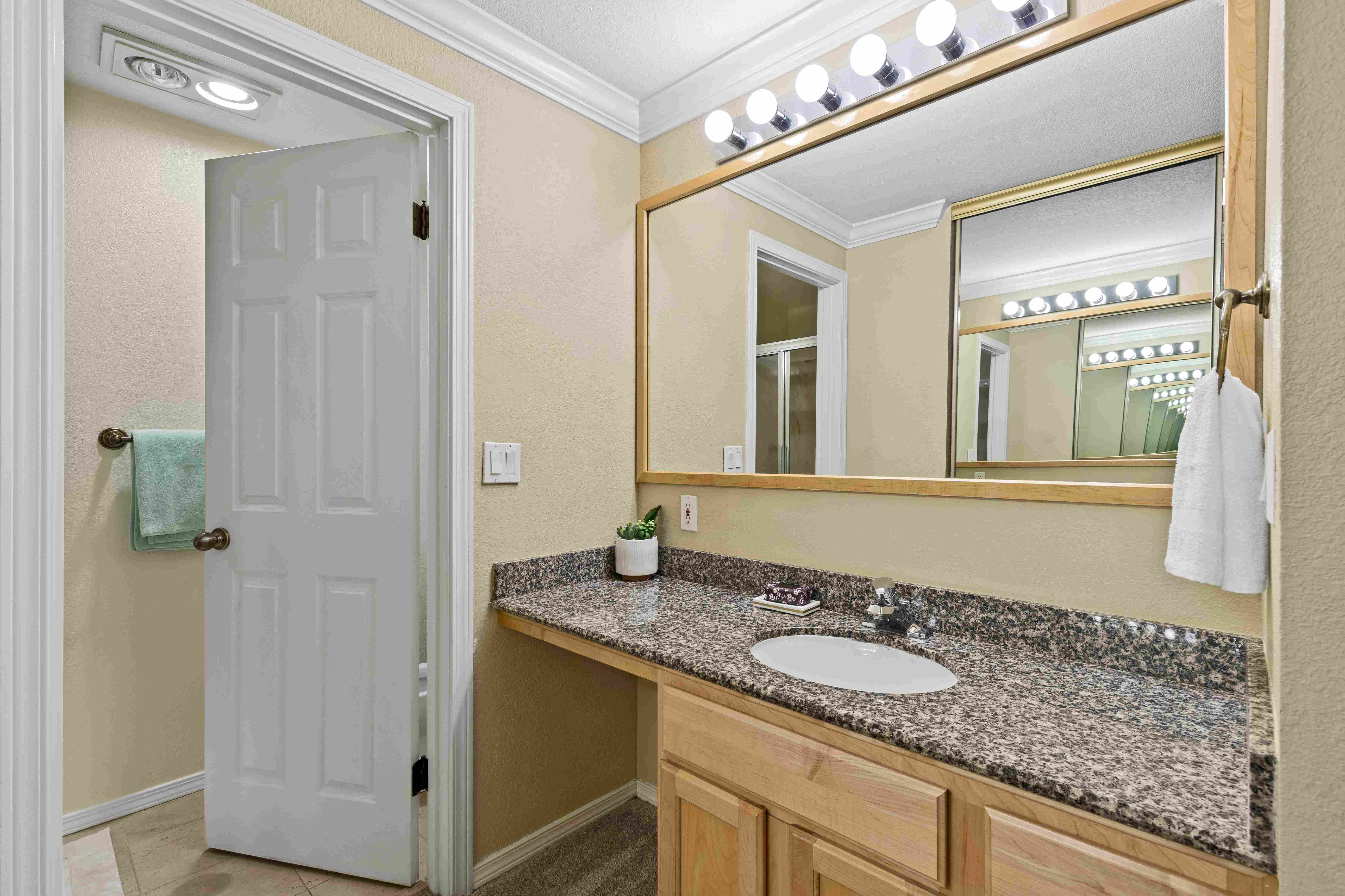 Yarrowood Highlands bathroom