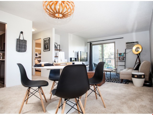 The Summit At Red Rocks Image 1