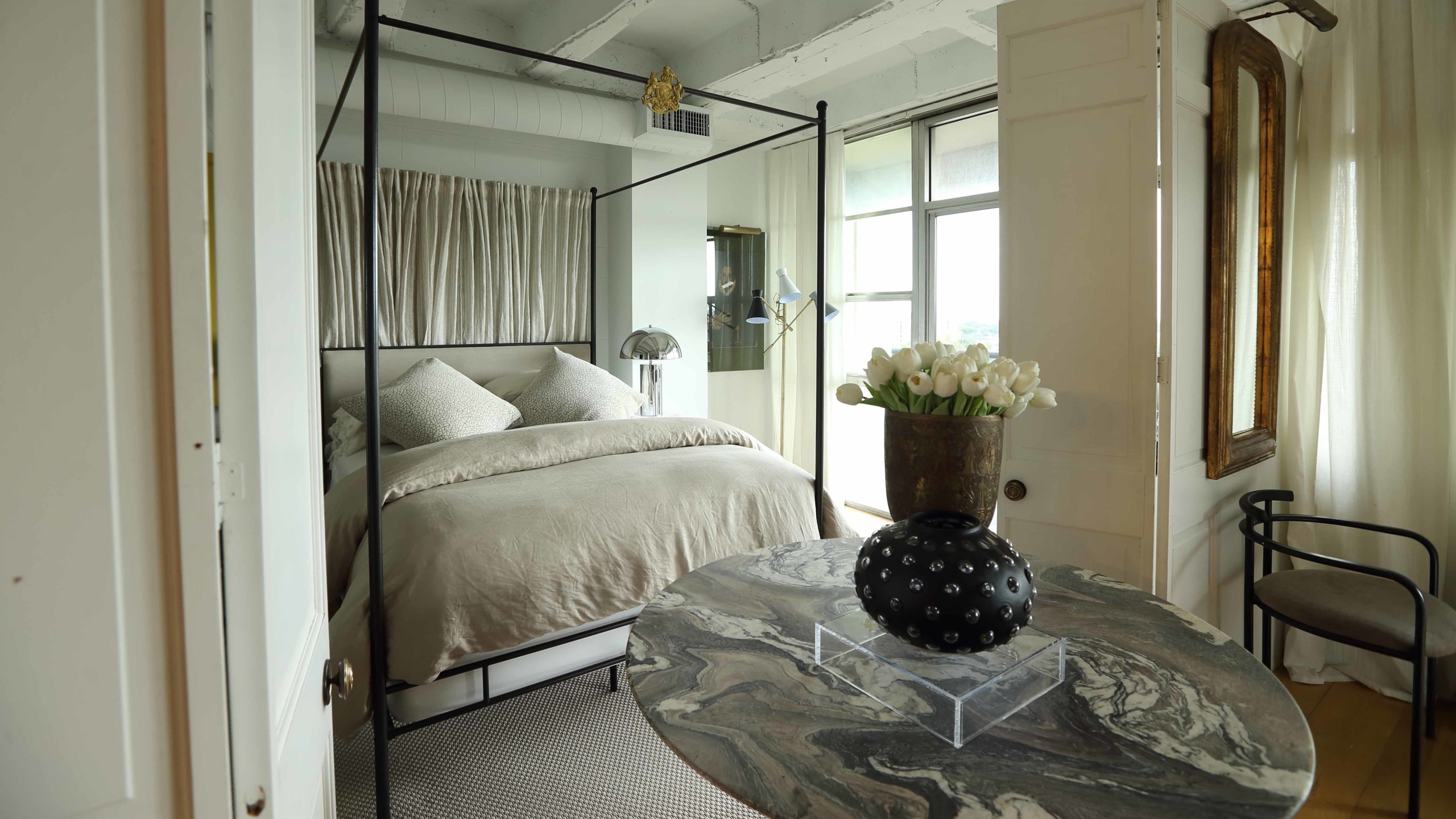 230 West Alabama Image 10