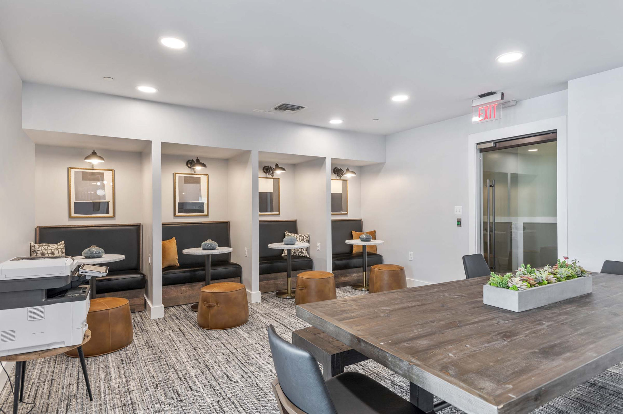 Camden Dulles Station Image 23