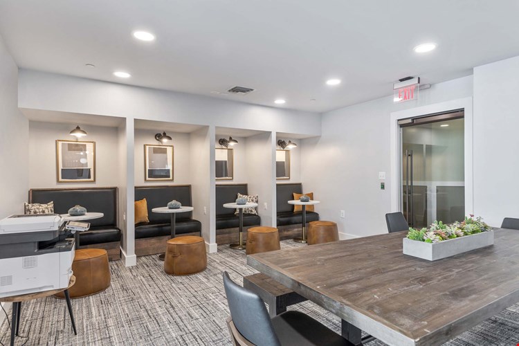 Camden Dulles Station Image 23